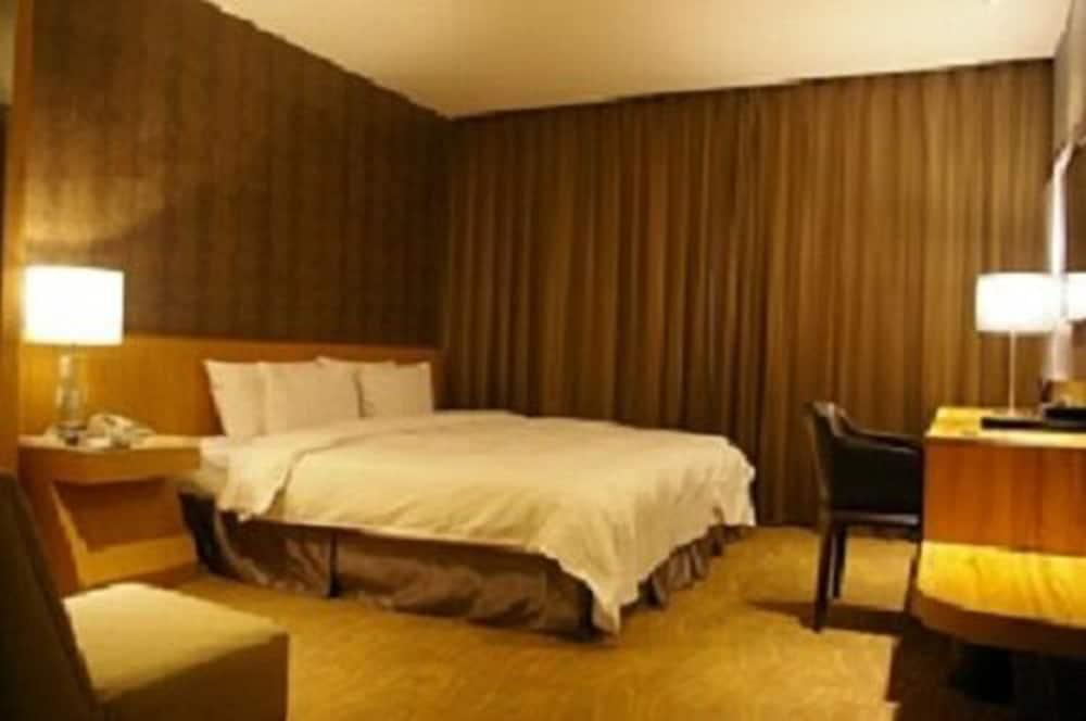 雲富大飯店 Hotel Cloud-Zhongshan Taipei Esterno foto